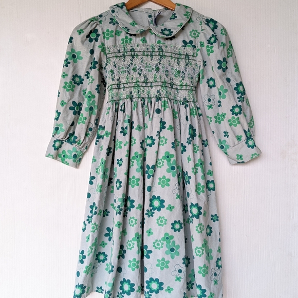 VINTAGE girls smocked green floral corduroy dress - Picture 2 of 8
